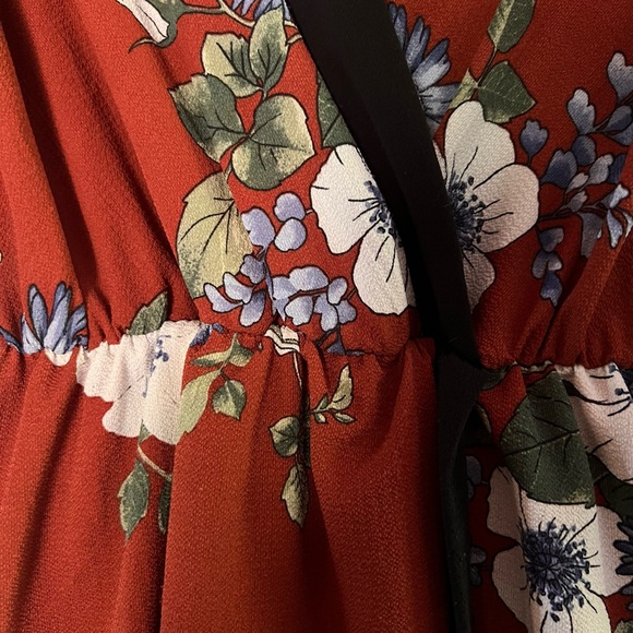 Scobe Floral Dress - Picture 6 of 8